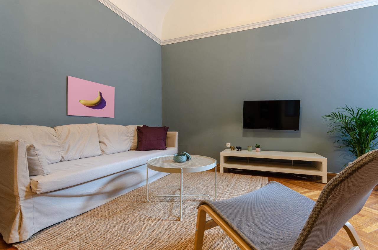 Savory Apartments Будапеща Екстериор снимка