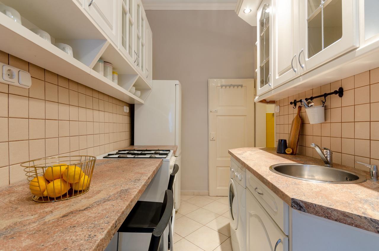 Savory Apartments Будапеща Екстериор снимка