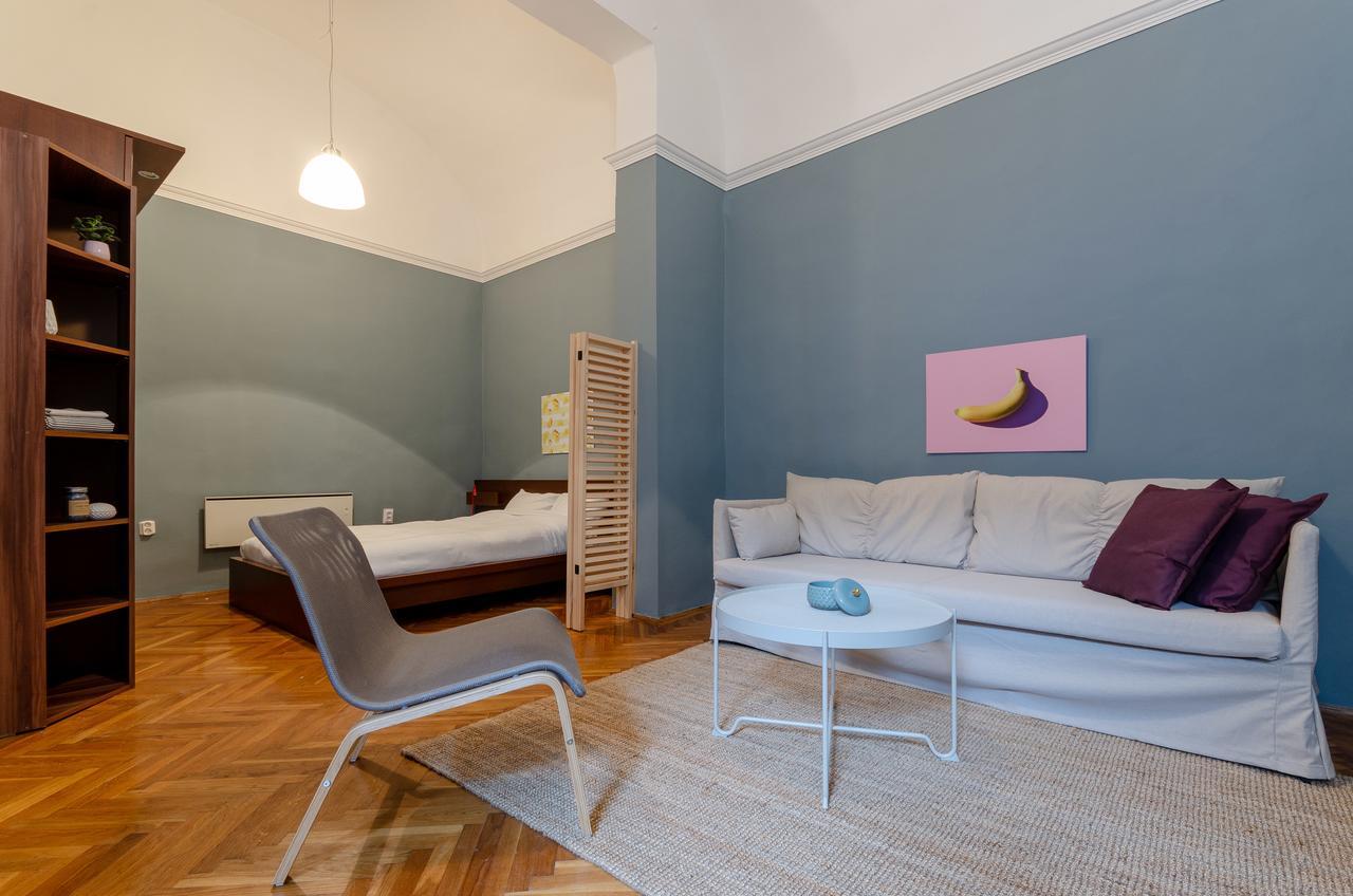 Savory Apartments Будапеща Екстериор снимка